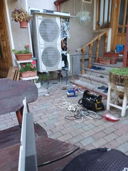 Vanzare, montaj si service aer conditionat – Echipa autorizata – Garantie 2